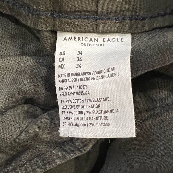 American Eagle Classic Shorts - Picture 2 of 2